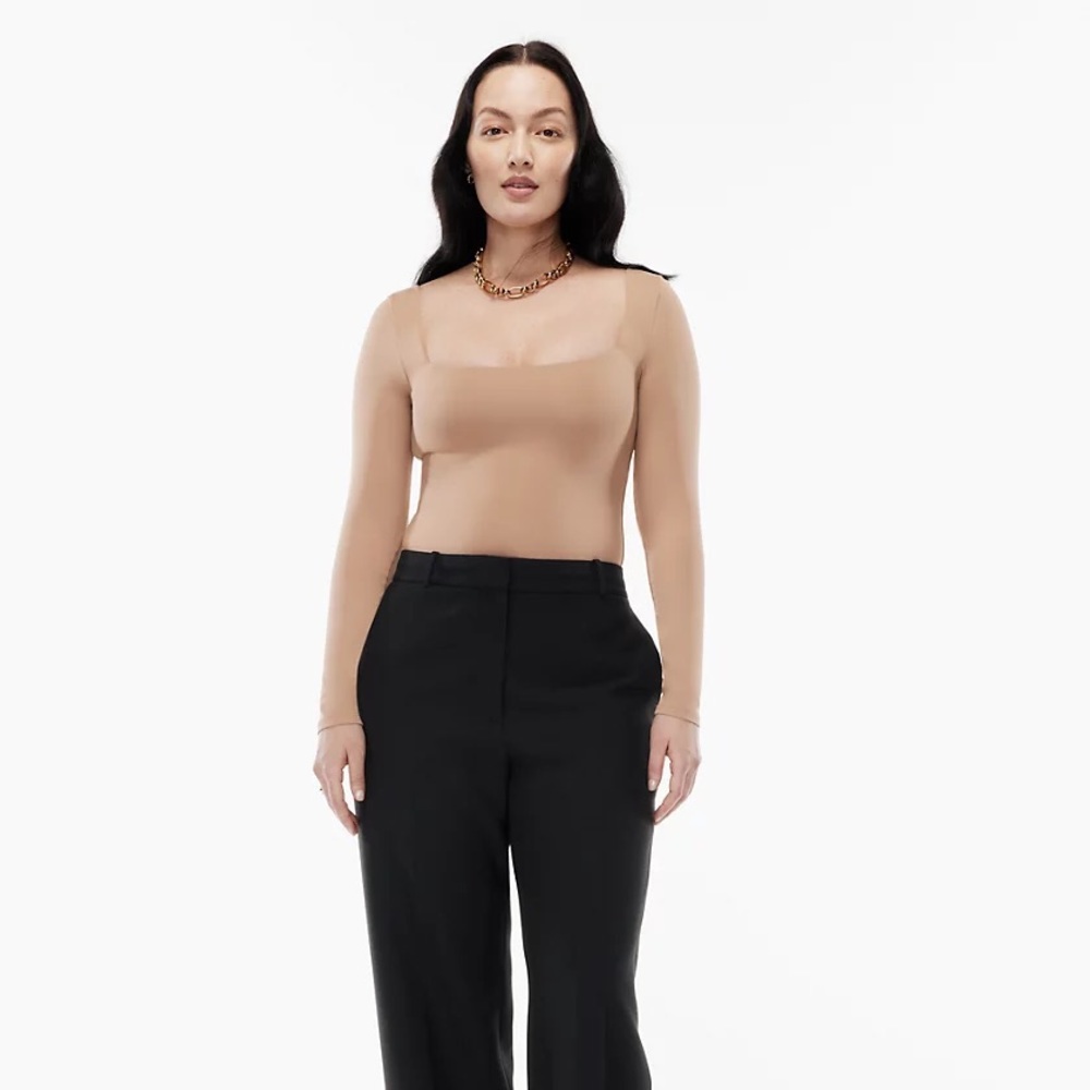 BNWT Babaton Contour Longsleeve Bodysuit